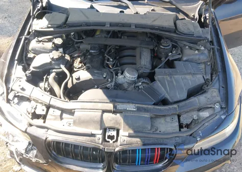 2011 BMW 328I xDrive из США, поврежденный, VIN WBAPK5G53BNN81469